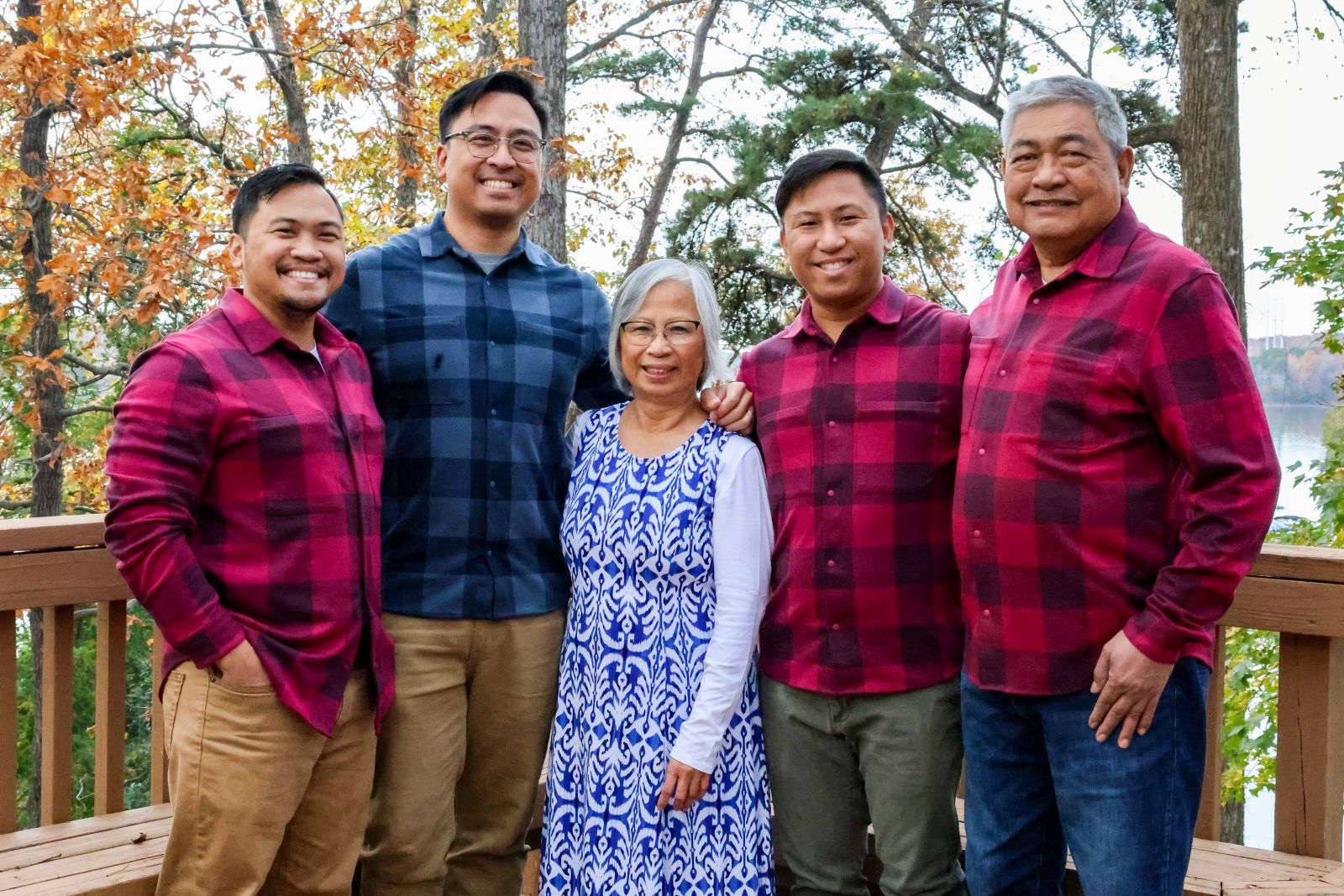 Authentic family moments and interactions