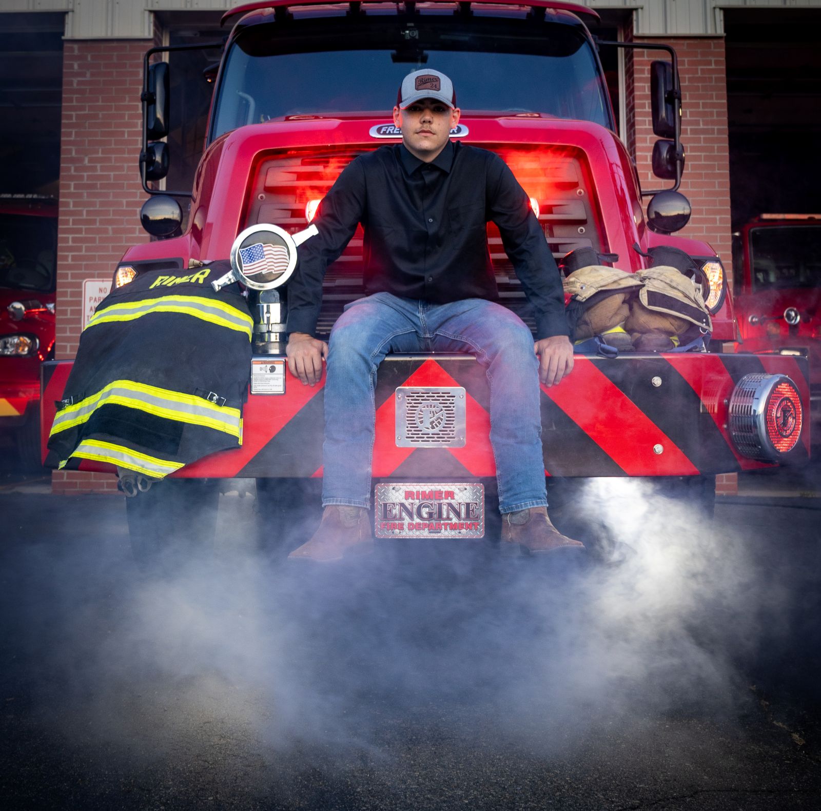 Senior year photography capturing personality